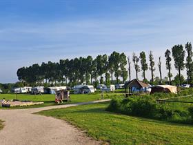 Camping De Hazelaarshof in Kekerdom